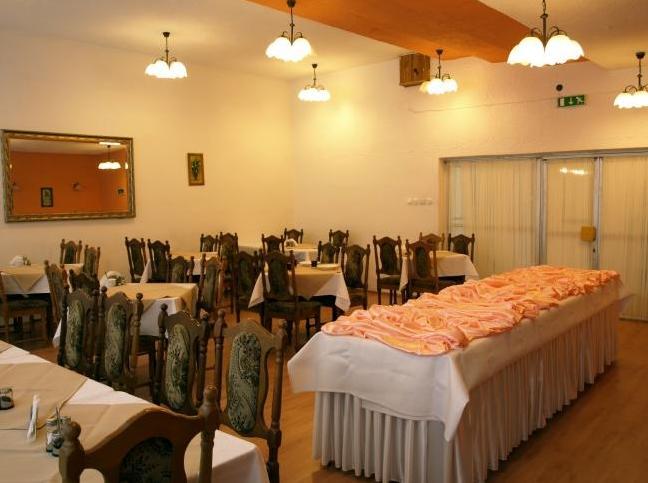 Lesna Polana Bed & Breakfast Sekocin Exterior photo
